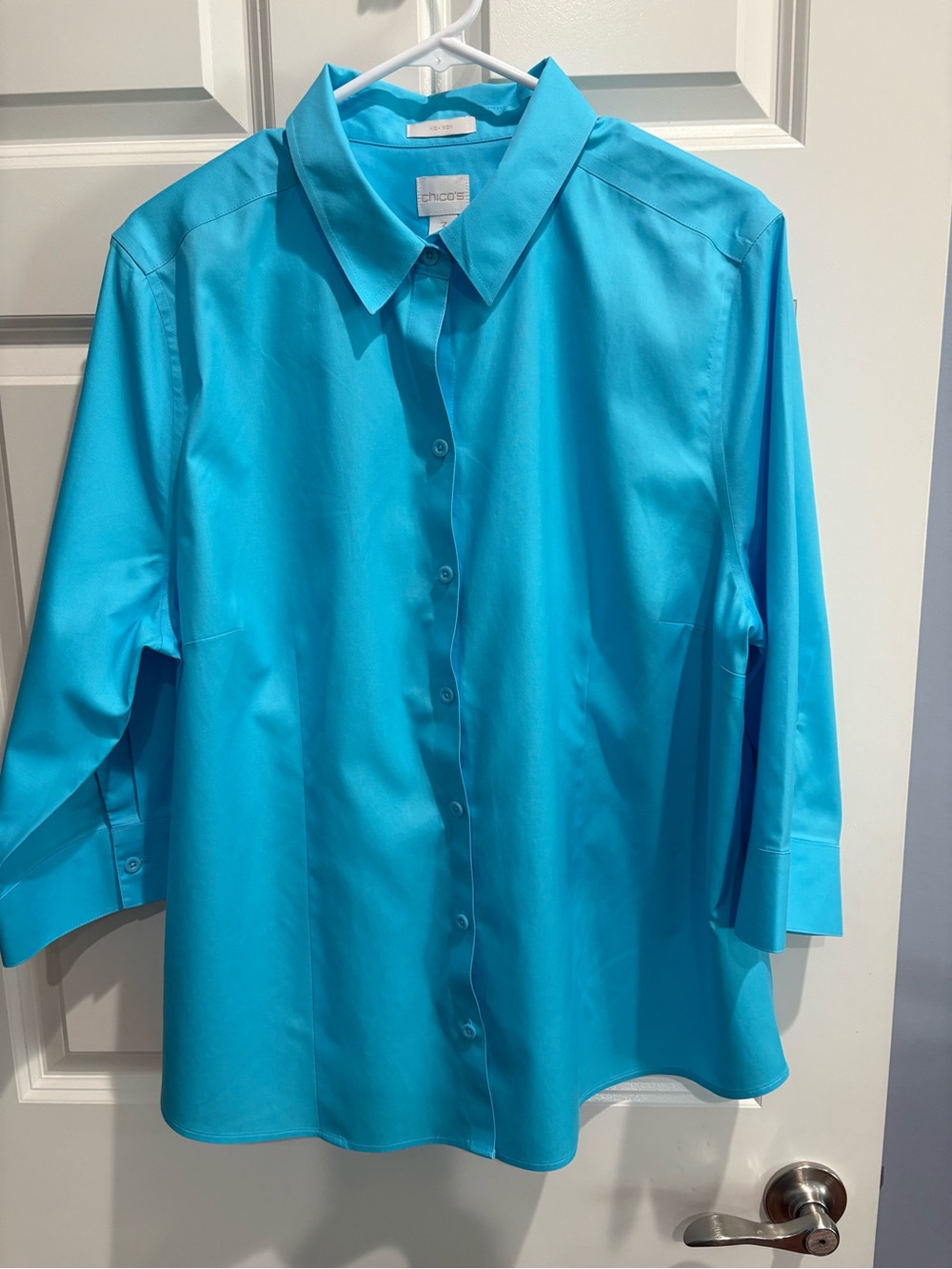 Chico's Vibrant Turquoise  Blouse, No Iron, Size 3